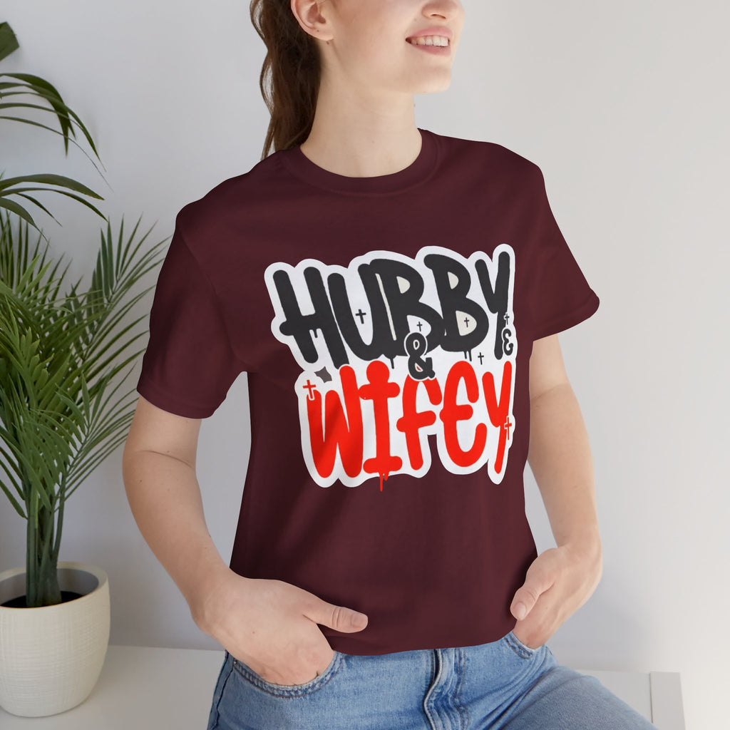Hubby & Wifey Cute Couple’s Tee