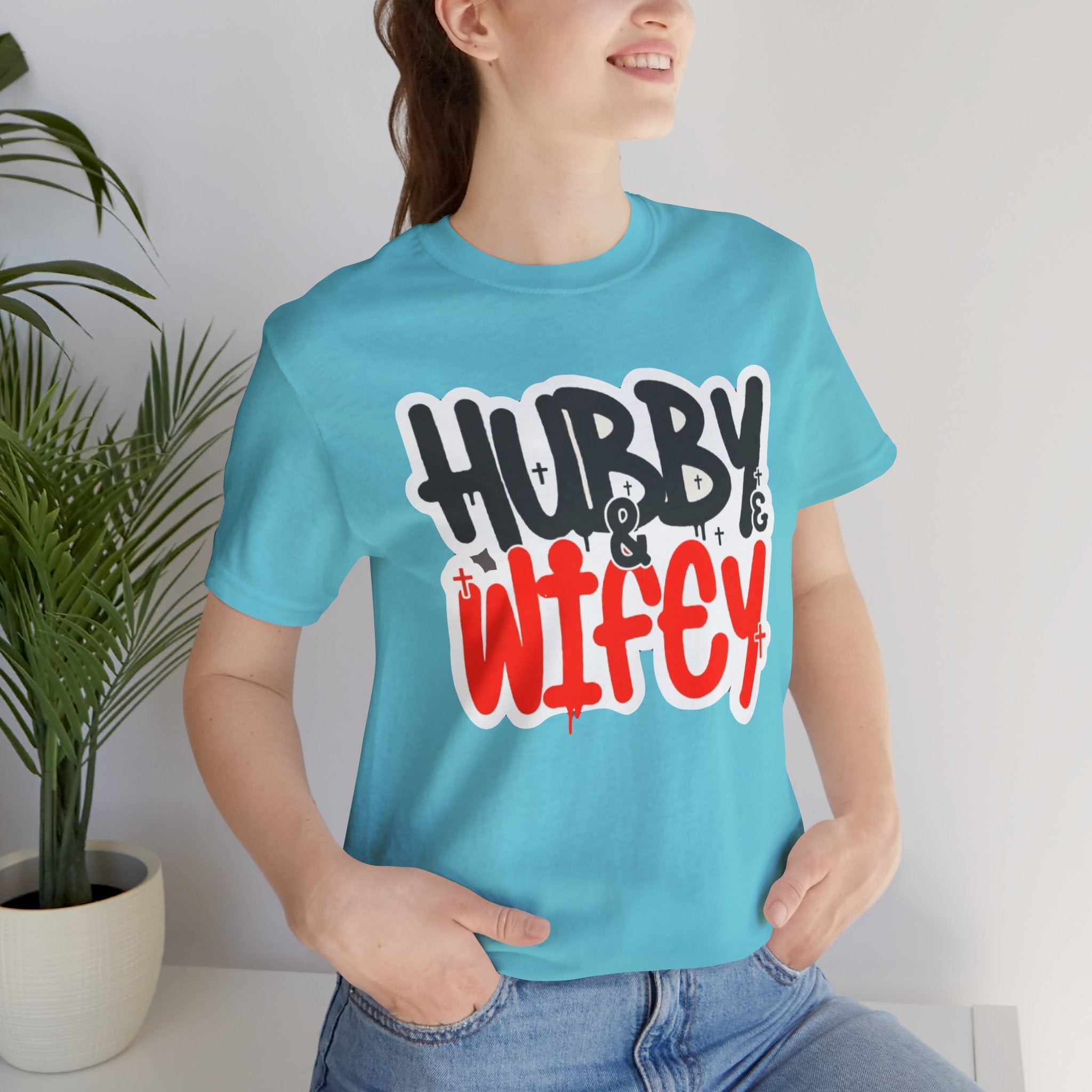Hubby & Wifey Cute Couple’s Tee