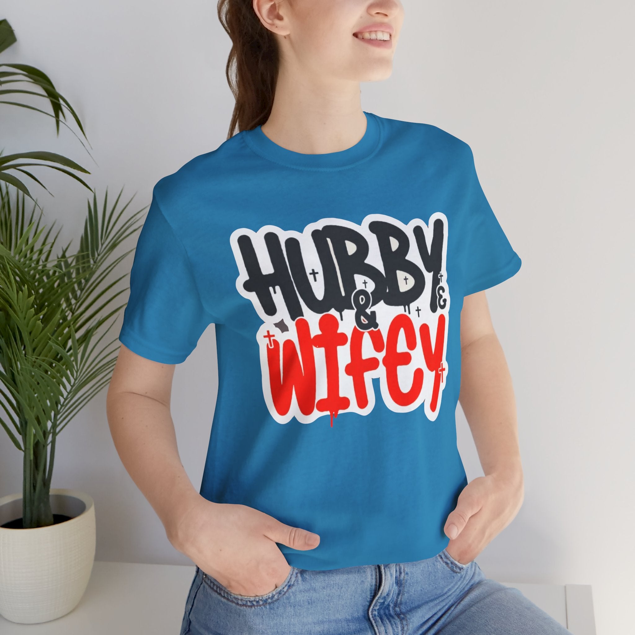 Hubby & Wifey Cute Couple’s Tee