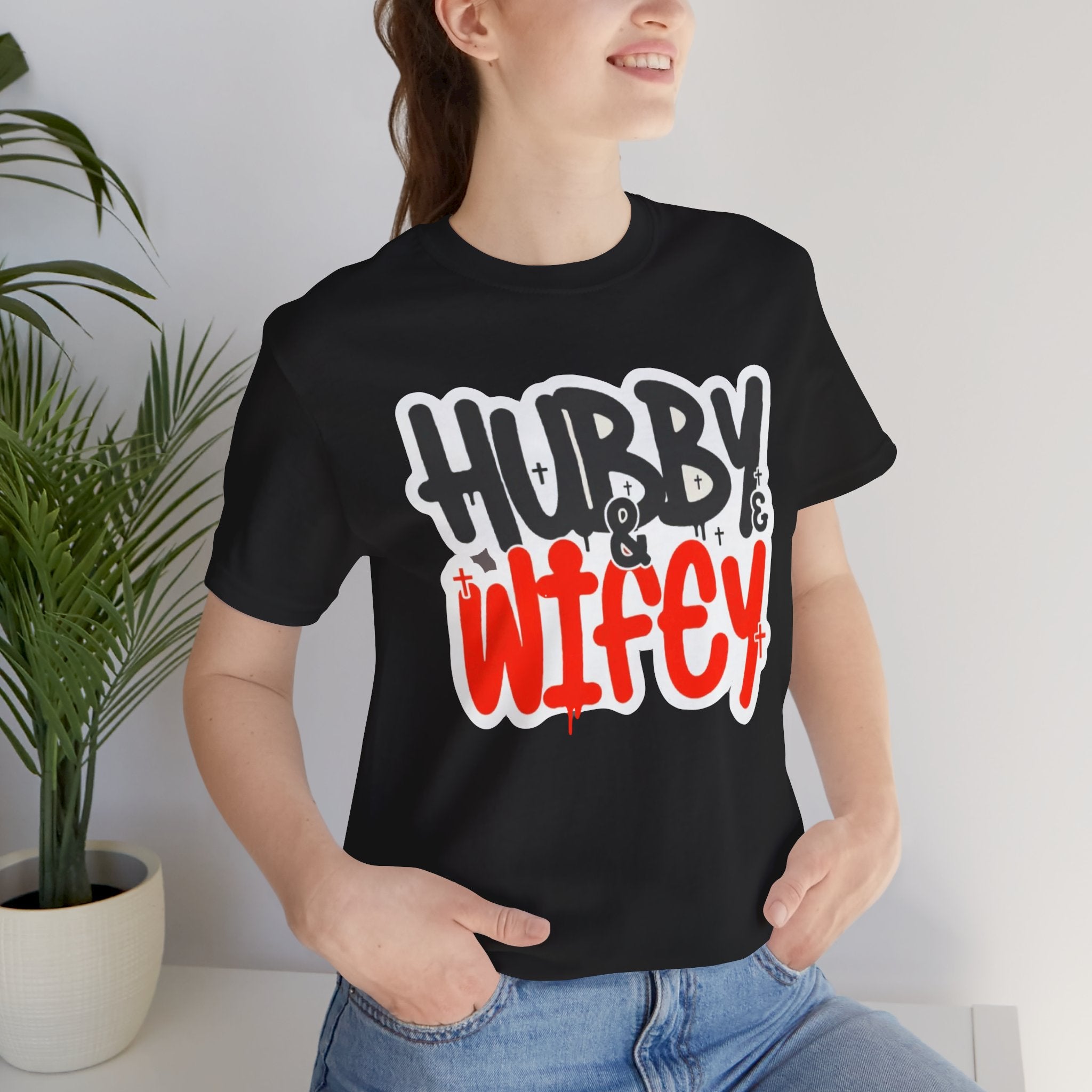 Hubby & Wifey Cute Couple’s Tee