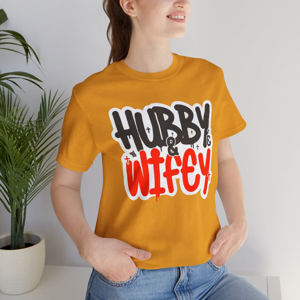 Hubby & Wifey Cute Couple’s Tee