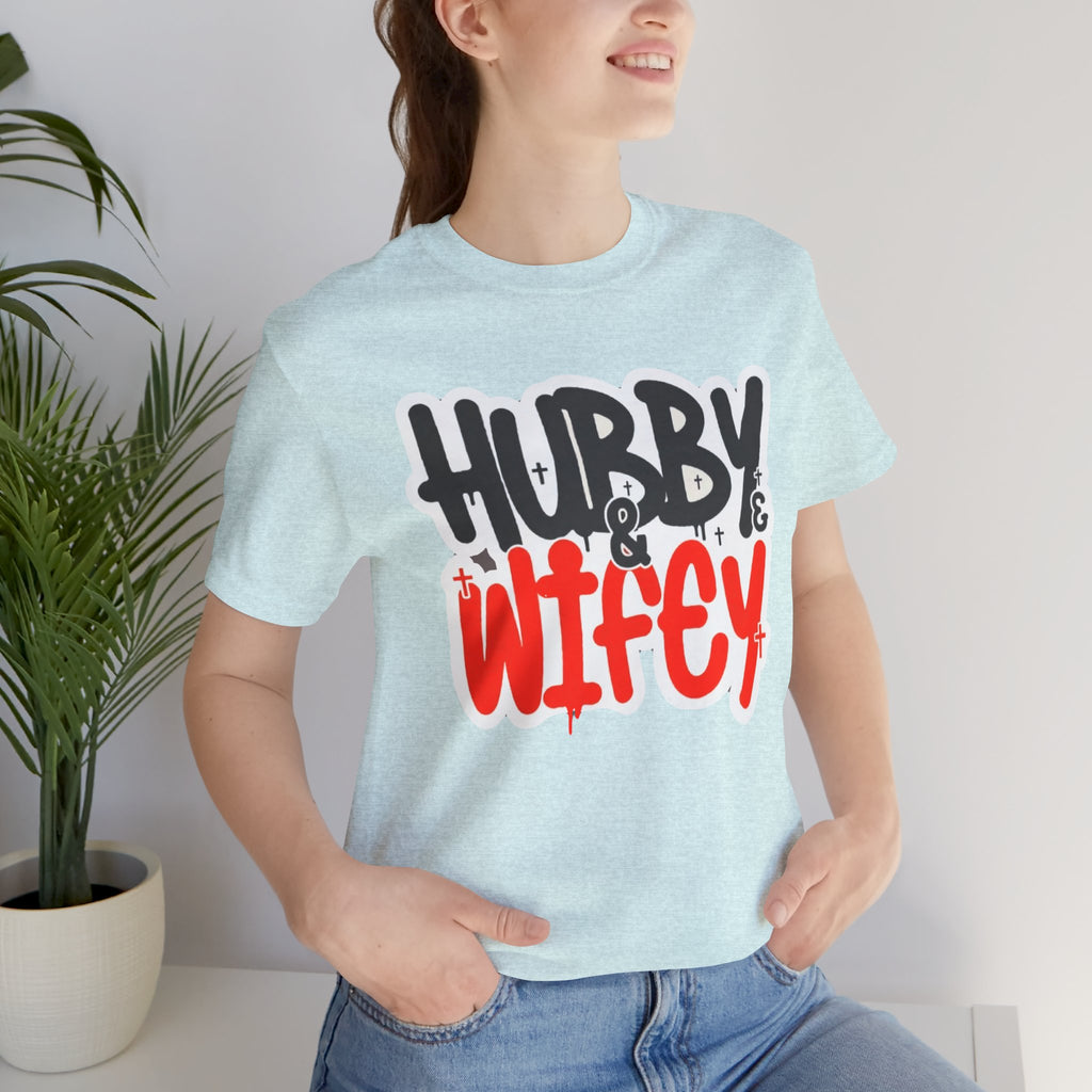 Hubby & Wifey Cute Couple’s Tee
